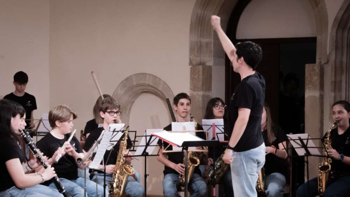 El talento de la JOSS da un concierto a favor de CEPAIM