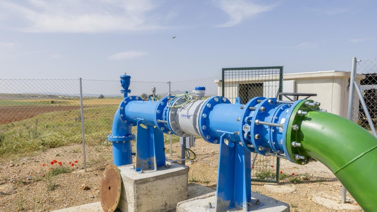 Infraestructura de regadío en Hinojosa del Campo.