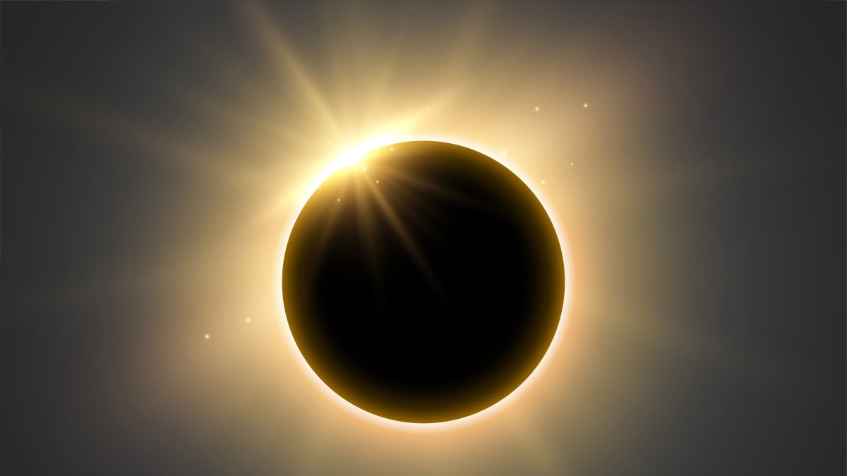 Ópticos-optometristas de CyL apelan a la prevención visual ante el eclipse total del 12 de agosto.