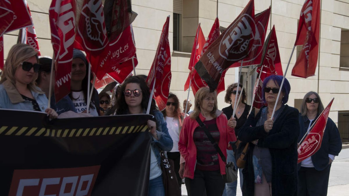 CCOO y UGT reclaman una nueva Ley de Prevención