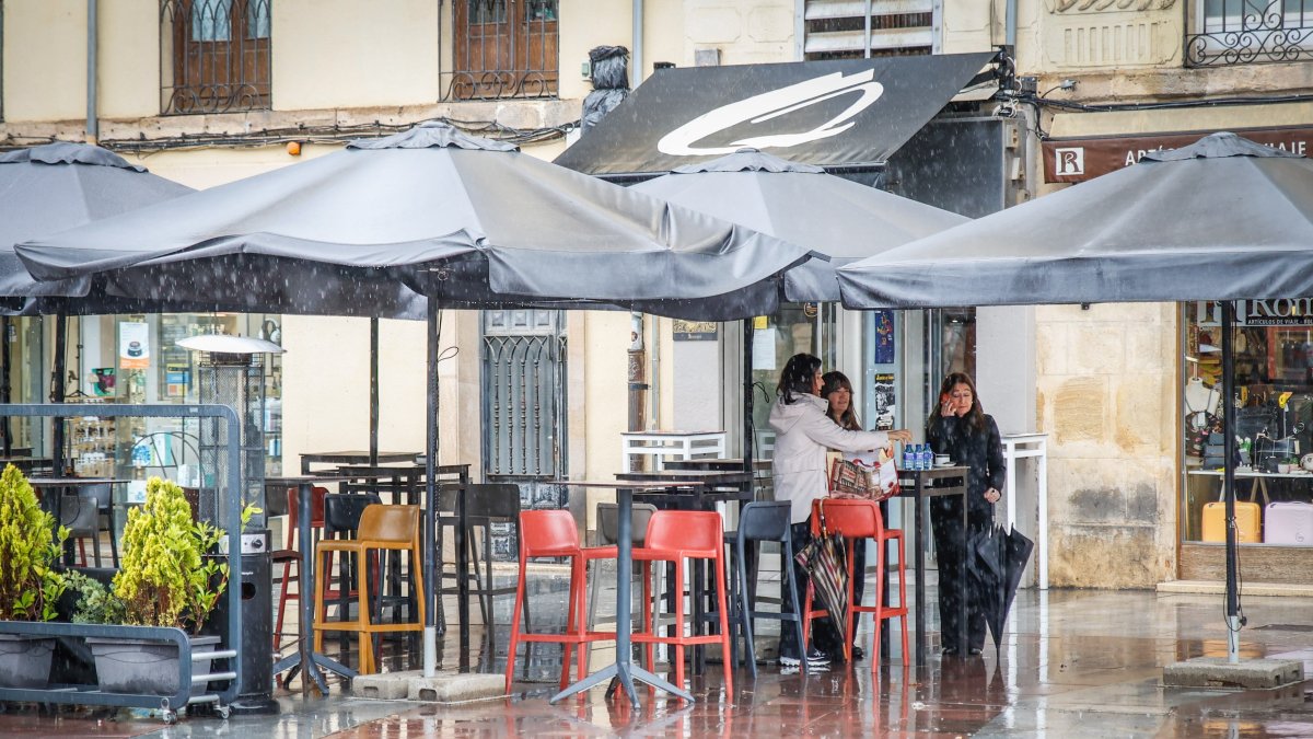 Una terraza en la capital.