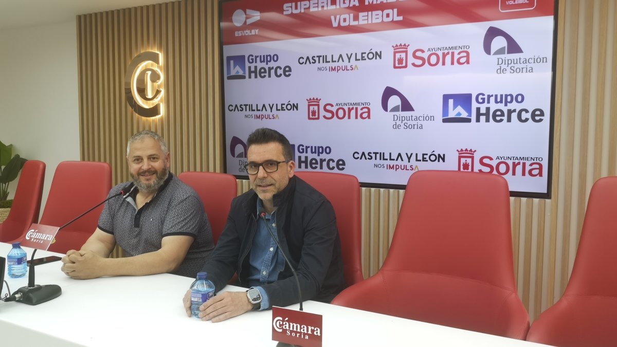 Alfredo Cabrerizo y Alberto Toribio durante el análisis de esta temporada.