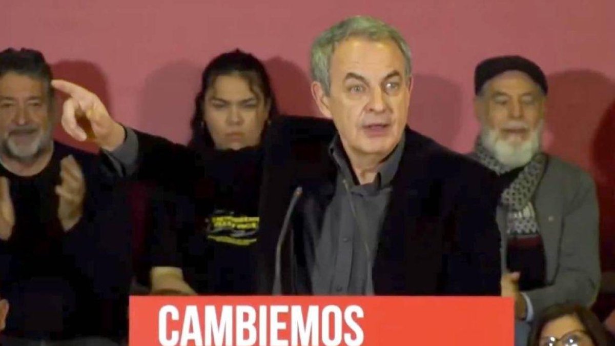 José Luis Rodríguez Zapatero interviene en el mitin en León, en una imagen de archivo.