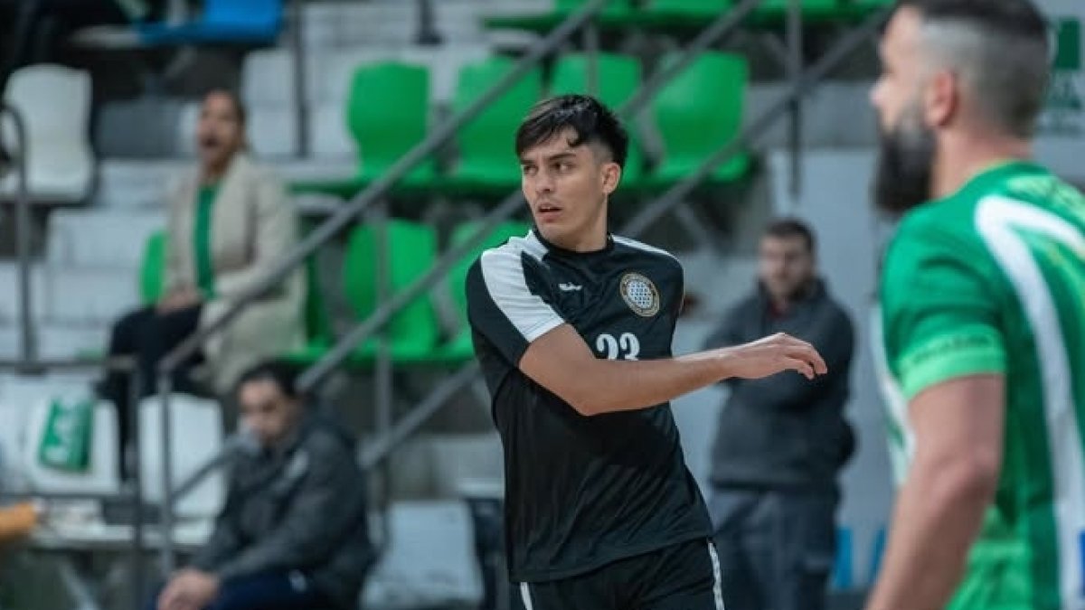 Lucas Lozano durante un encuentro.