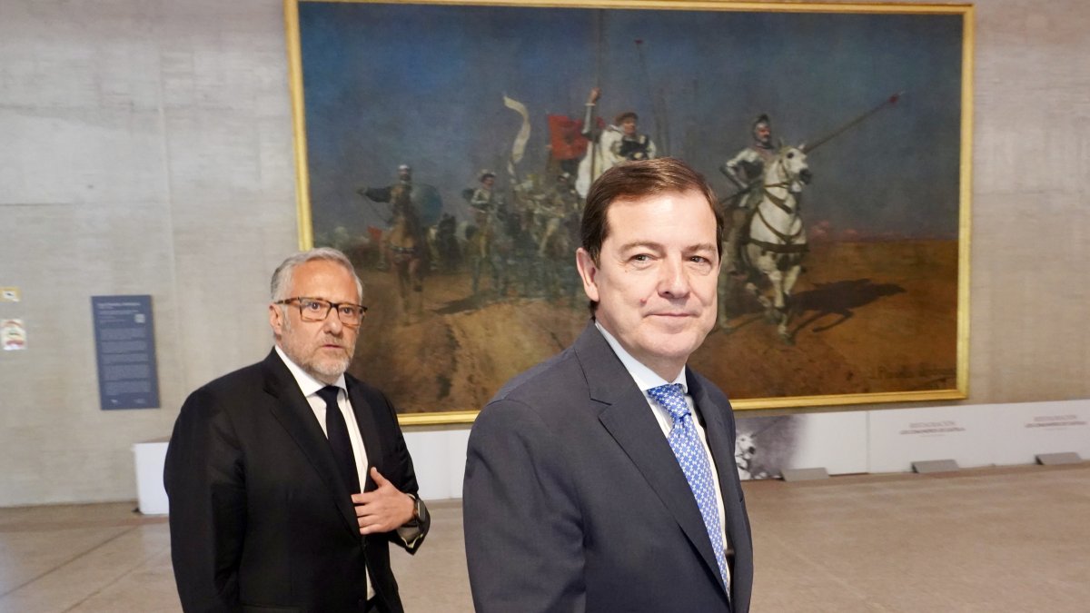 El presidente del Partido Popular de Castilla y León, Alfonso Fernández Mañueco, y el portavoz de Vox, Carlos Pollán, informan sobre el acuerdo de gobierno entre las dos formaciones políticas.