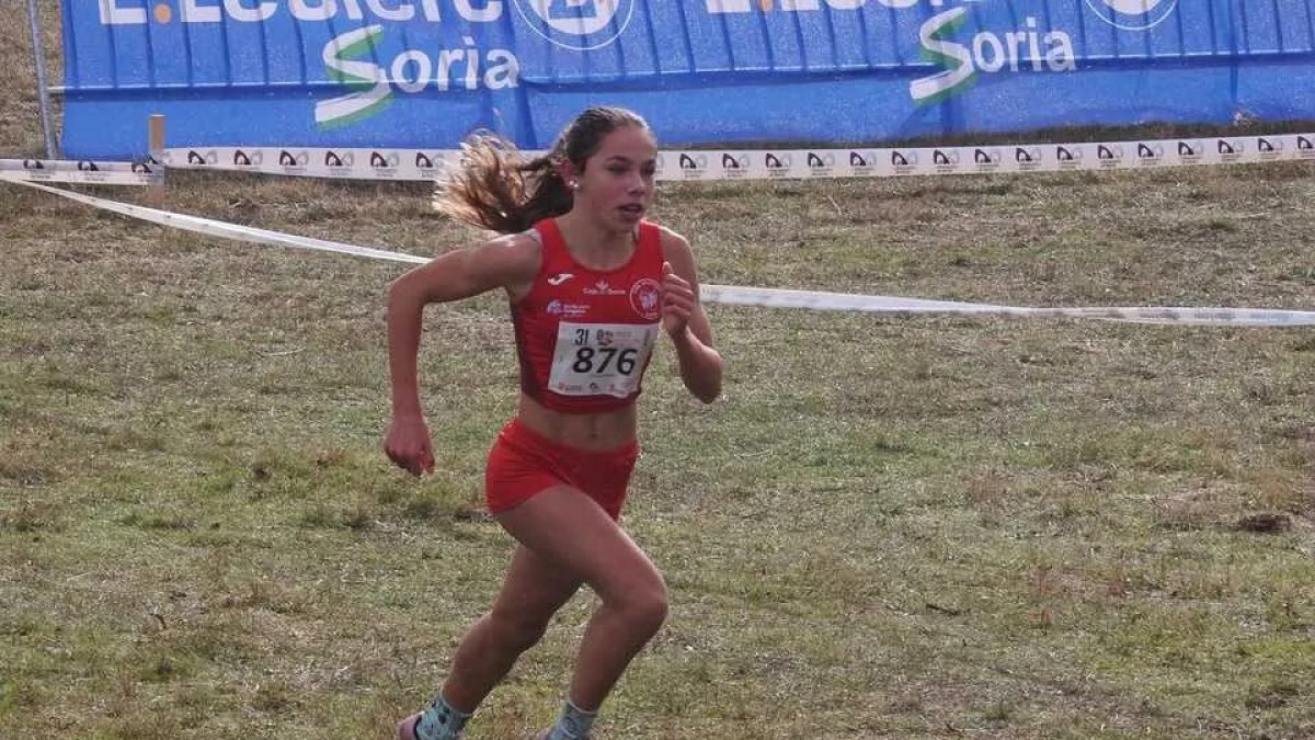 Celia Muñoz durante su participación en el Campo a Través Internacional de Soria.