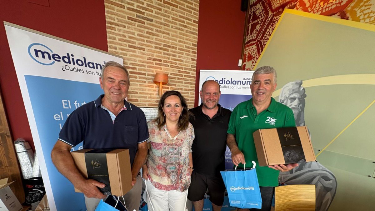 Los ganadores del torneo celebrado en el Campo Rústico La Cerrada de Rioseco.