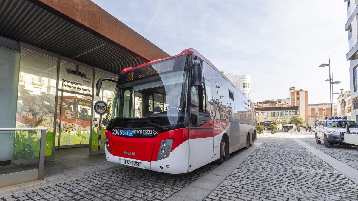 Autobús urbano de la capital.