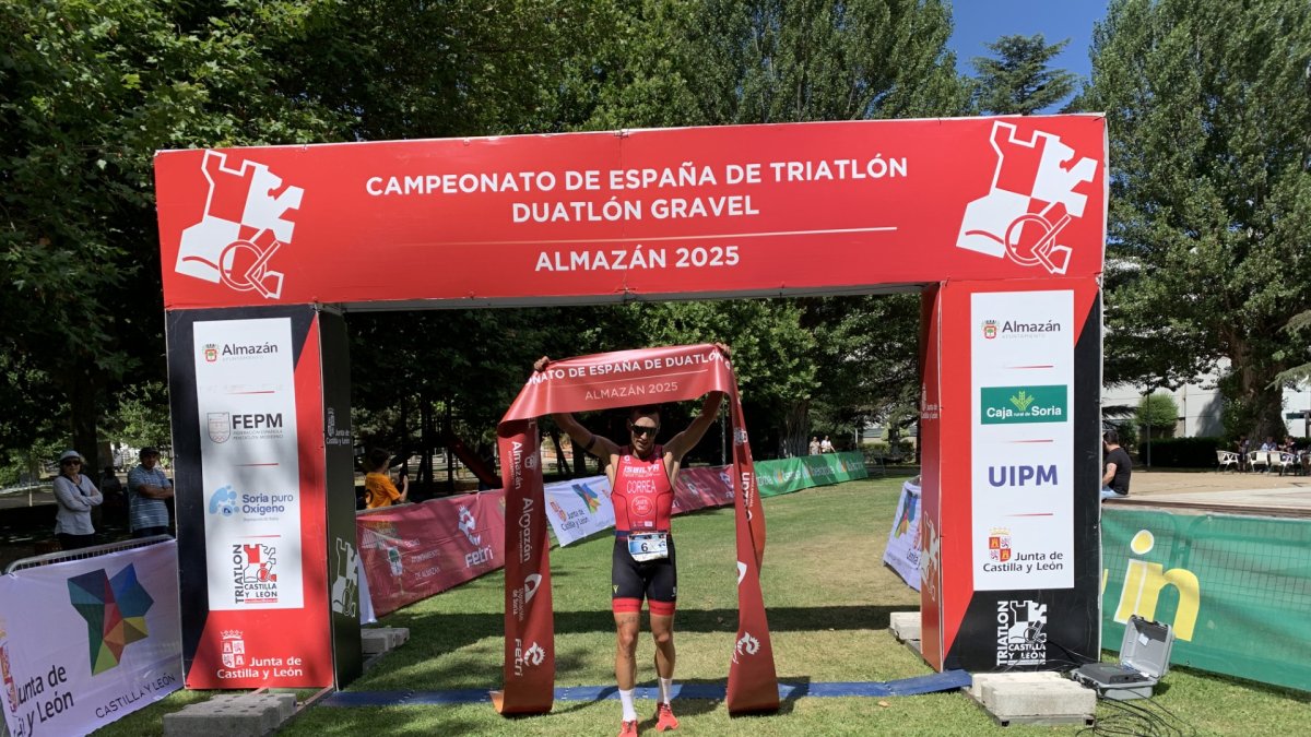 Imagen del triatlón adnamantino de anteriores ediciones.