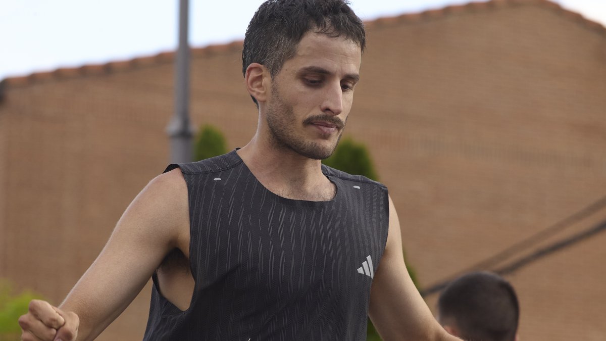 Nacho Barranco ha cruzado en solitario la línea de meta de Quintana Redonda.