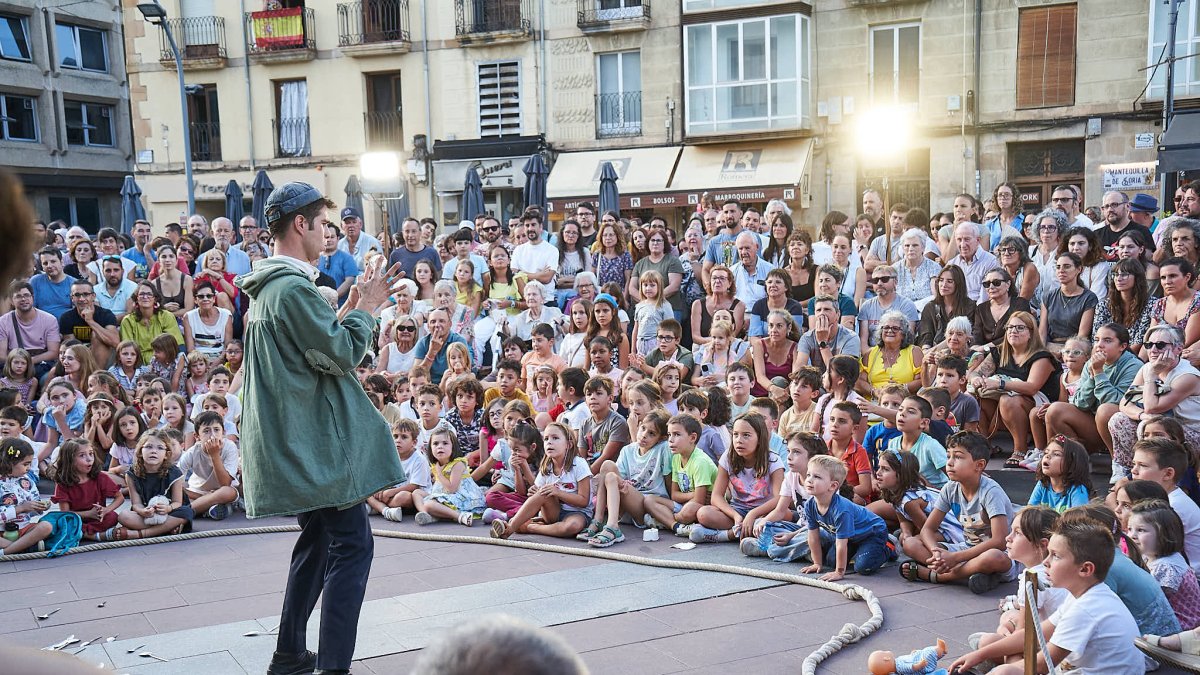 Mariano Granados fue escenario de la última cita del Teatro de Calle.
