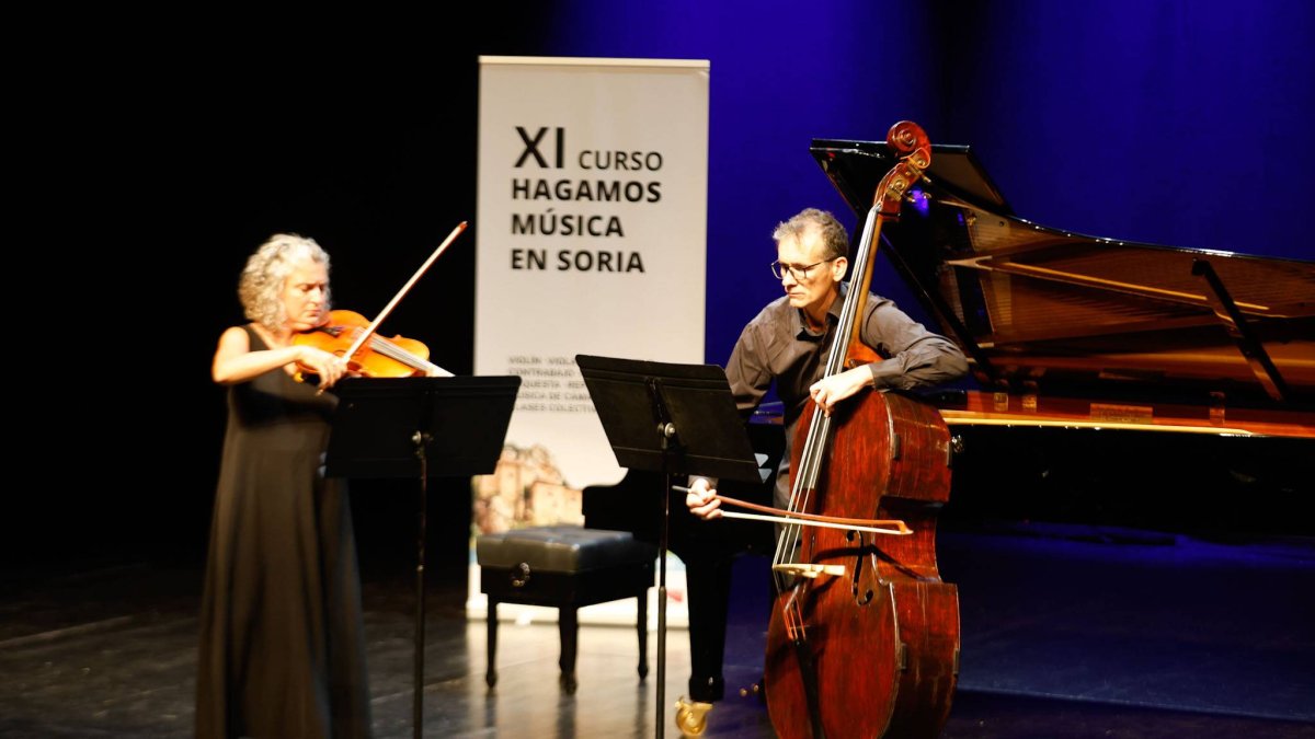 El programa recorrió tres siglos de repertorio de cámara.