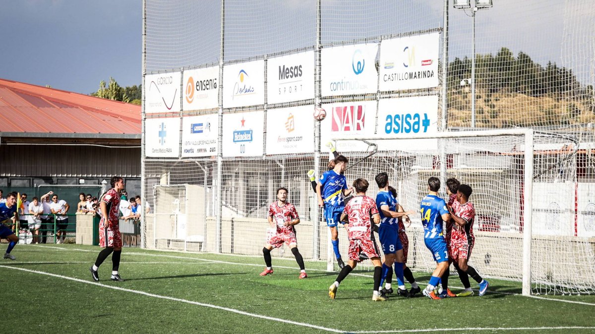 Victoria histórica del Calasanz ante el Guijuelo en su debut en Tercera Federación.