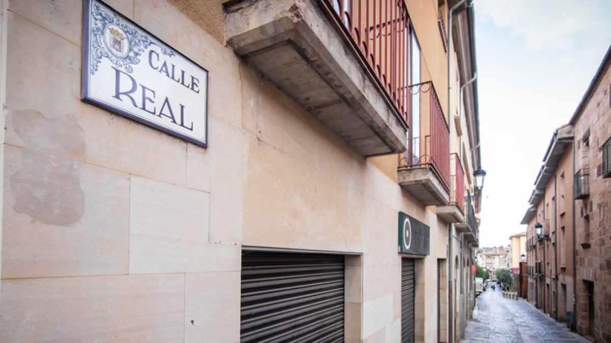 La calle Real, núcleo del Casco Viejo, es uno de los puntos claves del área de regeneración