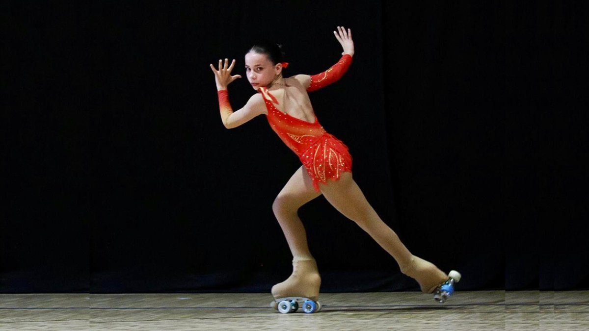 Clara Álvaro compite en Alemania con una coreografía denominada 'Diosa de Fuego'.