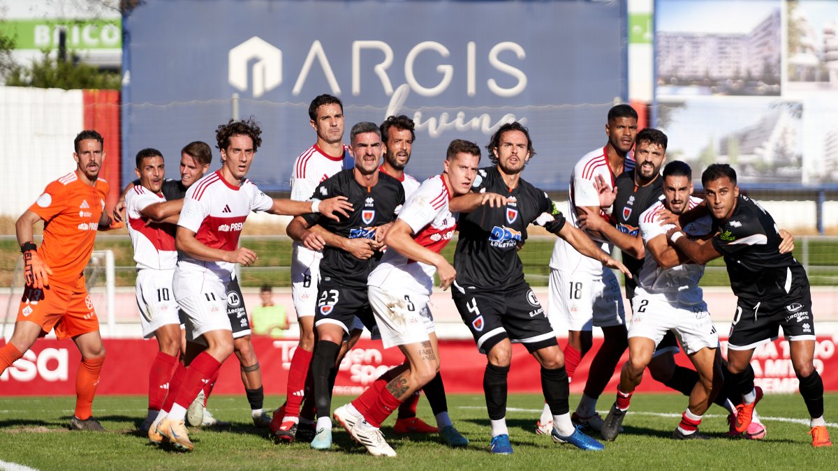 Borja López y Pelayo lideran la casi infranqueable defensa del Numancia.