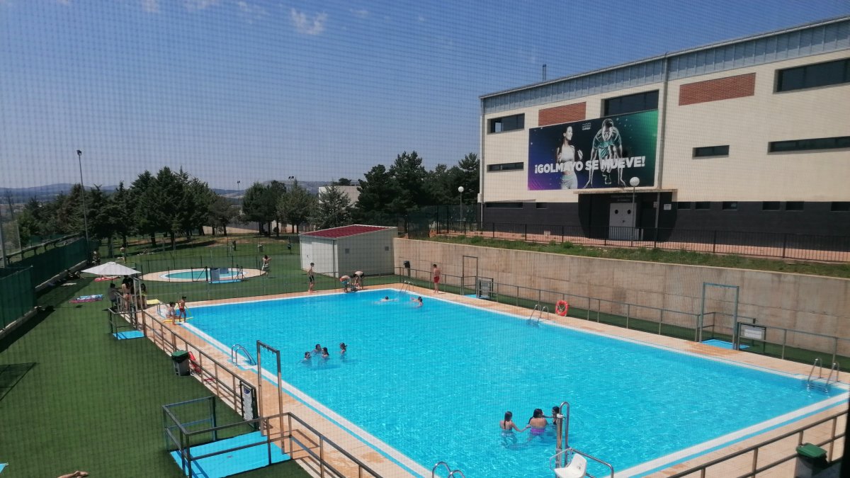 Imagen de archivo de la piscina de Camaretas.