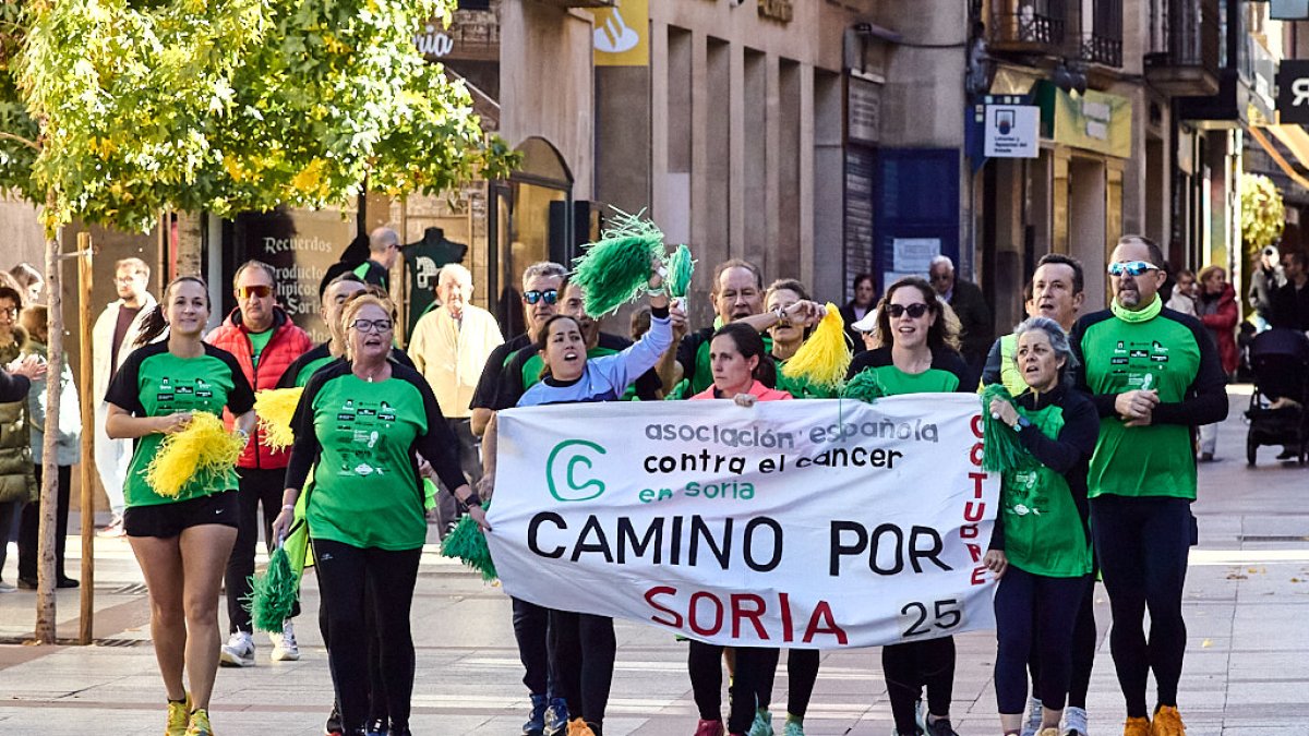 Soria se vuelca con la marcha solidaria contra el cáncer.