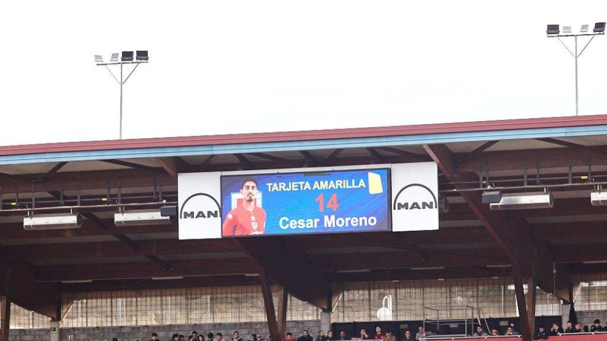 César Moreno es un de los jugadores que cumplirán un partido de sanción.