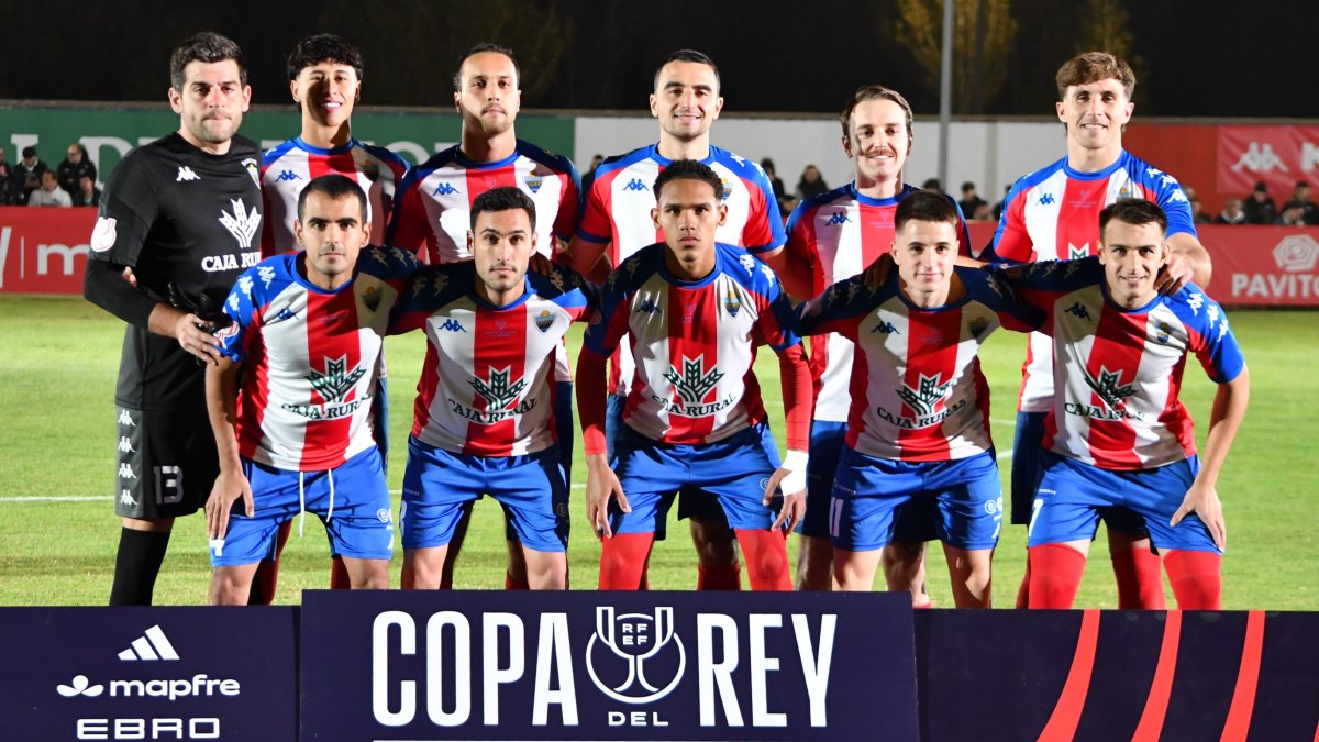 Once del Atlético Tordesillas ante el Mirandés en Copa.