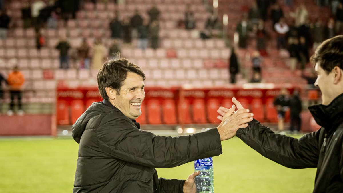 El entrenador del Numancia, Lolo Escobar, al finalizar el partido ante el Real Oviedo.