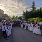 Un momento de la procesión por las calles de El Burgo
