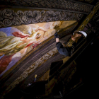 Detalles de los trabajos que están realizando los restauradores