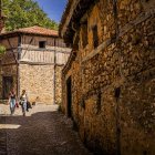 Un pueblo medieval con rincones que no puedes perderte
