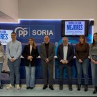 La candidatura del PP de Soria a las autonómicas junto al presidente del partido.
