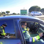 Un radar móvil de la Guardia Civil en una imagen de archivo. HDS