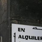 Cartel genérico de piso en alquiler.-ARCHIVO