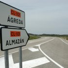 Detalle de la CL-101, carretera convencional.-VALENTÍN GUISANDE