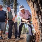 Demostración de resina en Tardelcuende.-GONZALO MONTESEGURO