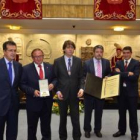 La capital premia los 100 años de compromiso de DIARIO DE SORIA