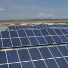 Instalación fotovoltaica en el techo de las instalaciones de Seat en Martorell.-EL PERIÓDICO