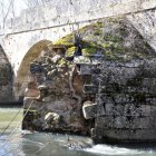 Estado del puente de Andaluz en la reciente visita de un representante del Procurador del Común.-VALENTÍN GUISANDE
