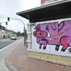 Carteles reivindicativos en Cidones contra la granja de cerdos-V.G.