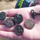 Algunas de las monedas encontradas.-HDS