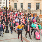 La marea rosa por las calles de Soria