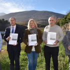 La delegada, Yolanda de Gregorio, con los alcaldes de Cueva de Ágreda, Ágreda, Vozmediano y Beratón.