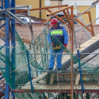 Un trabajador del sector de la Construcción en una obra de la capital. MARIO TEJEDOR