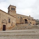 Plaza mayor de Morón de Almazán.