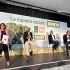 Vanessa García, primera por la izquierda, en la presentación de la candidatura de Existe.