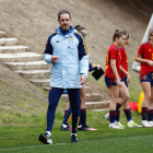 Kenio Gonzalo en un entrenamiento con la selección española sub17