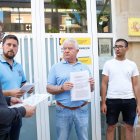 Una representación de Magin, con su presidente, Miguel Ángel Aguilera, en el centro, presenta 12 recursos contra las denuncias por las tractoradas.