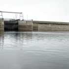 Compuertas de la presa de Cuerda del Pozo en Soria