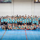 Foto de familia de los asistentes al campus.