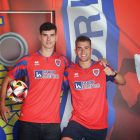 Asier Teijeira y Dani Fernández durante su presentación como jugadores del Numancia.