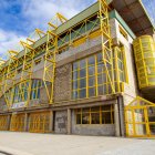 Fachada principal de entrada al módulo cubierto del CAEP.