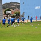 Los jugadores del equipo ribereño durante uno de los ejercicios